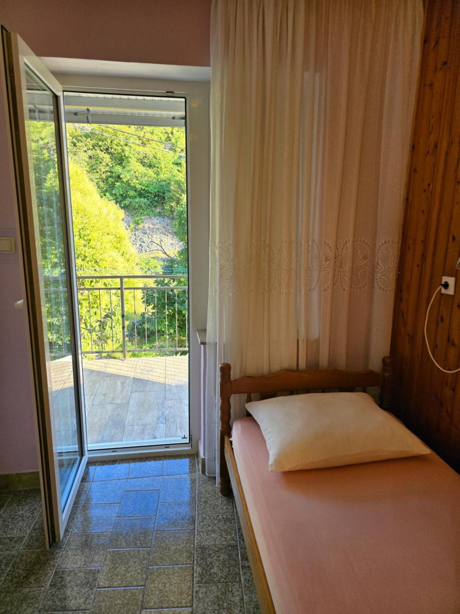 Apartments Mladenka Senj  Dış mekan fotoğraf